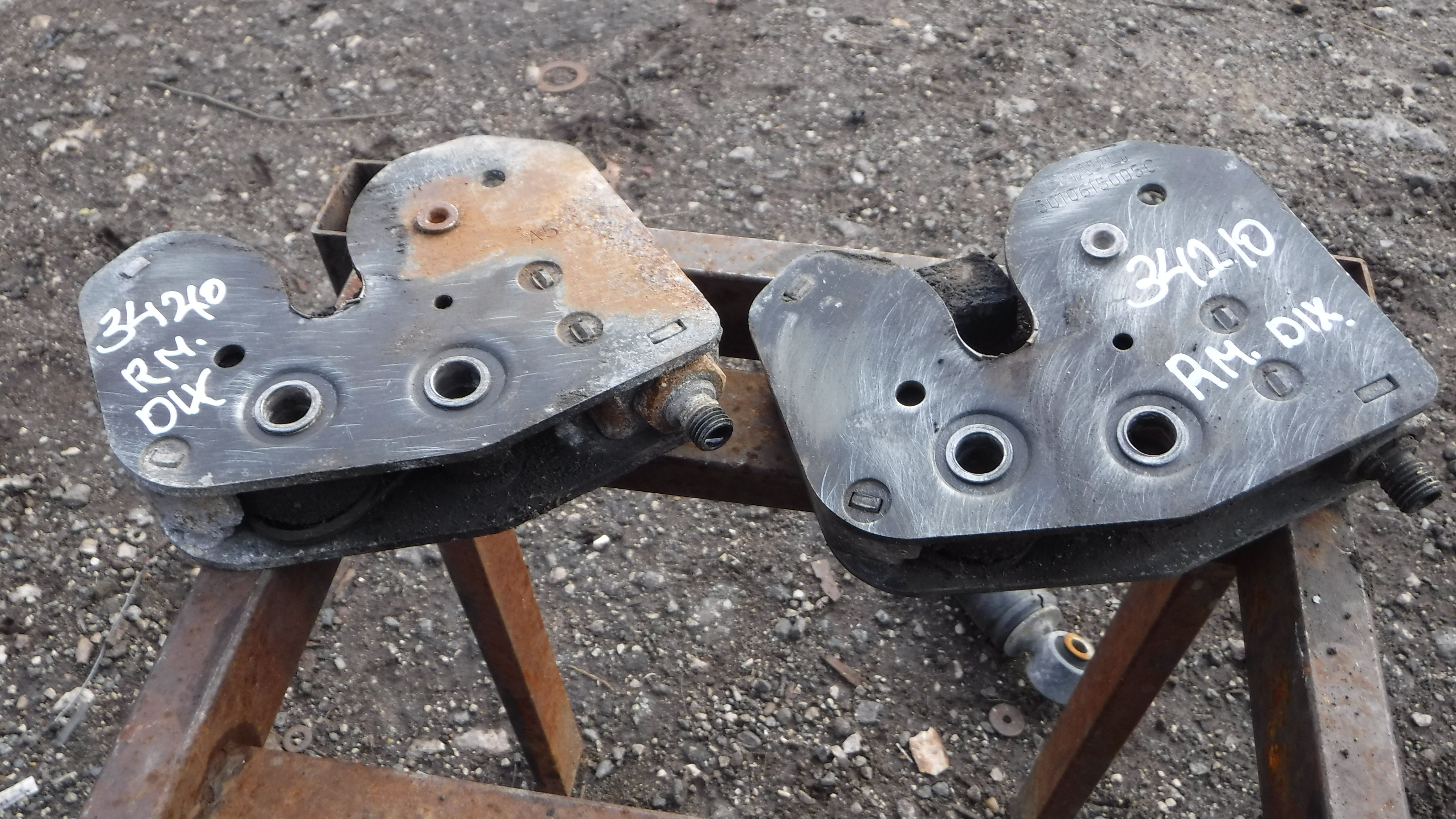 Замок кабины 5010615005 Renault Magnum DXI12 2005